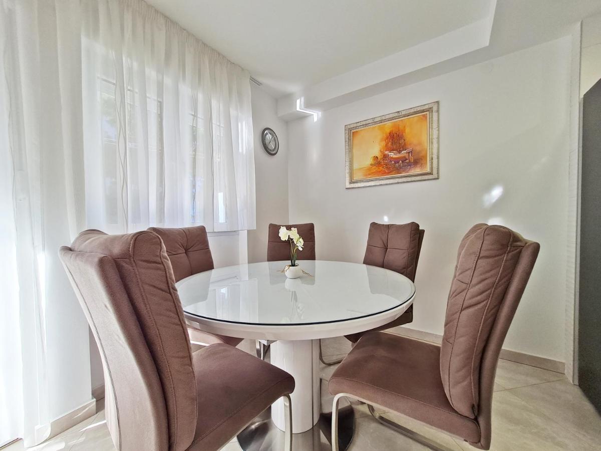 Split City Apartment Rosemary Экстерьер фото